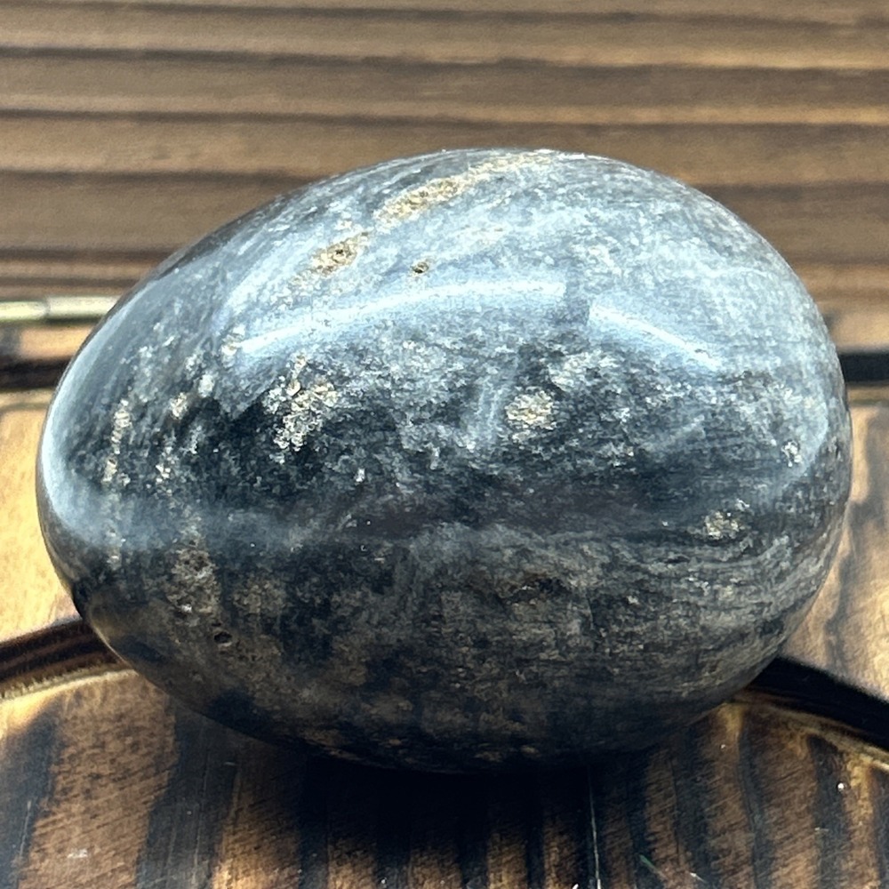 Natural Polished Black Stone Egg Paperweight Decorative Mineral Display
